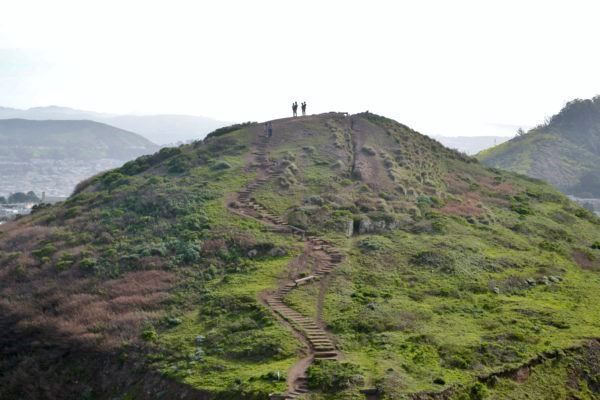 Unang Taluktok ng Creeks to Peaks